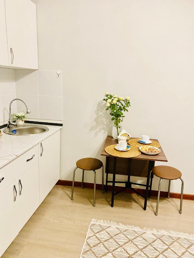 Like Home Apartments Timiryazev Street Almaty Esterno foto